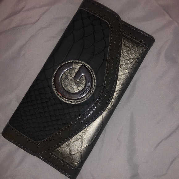 Guess Handbags - Guess wallet